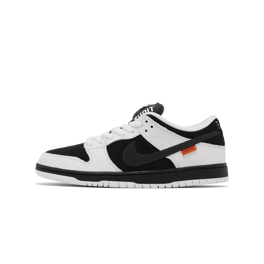 Nike SB Dunk Low TIGHTBOOTH