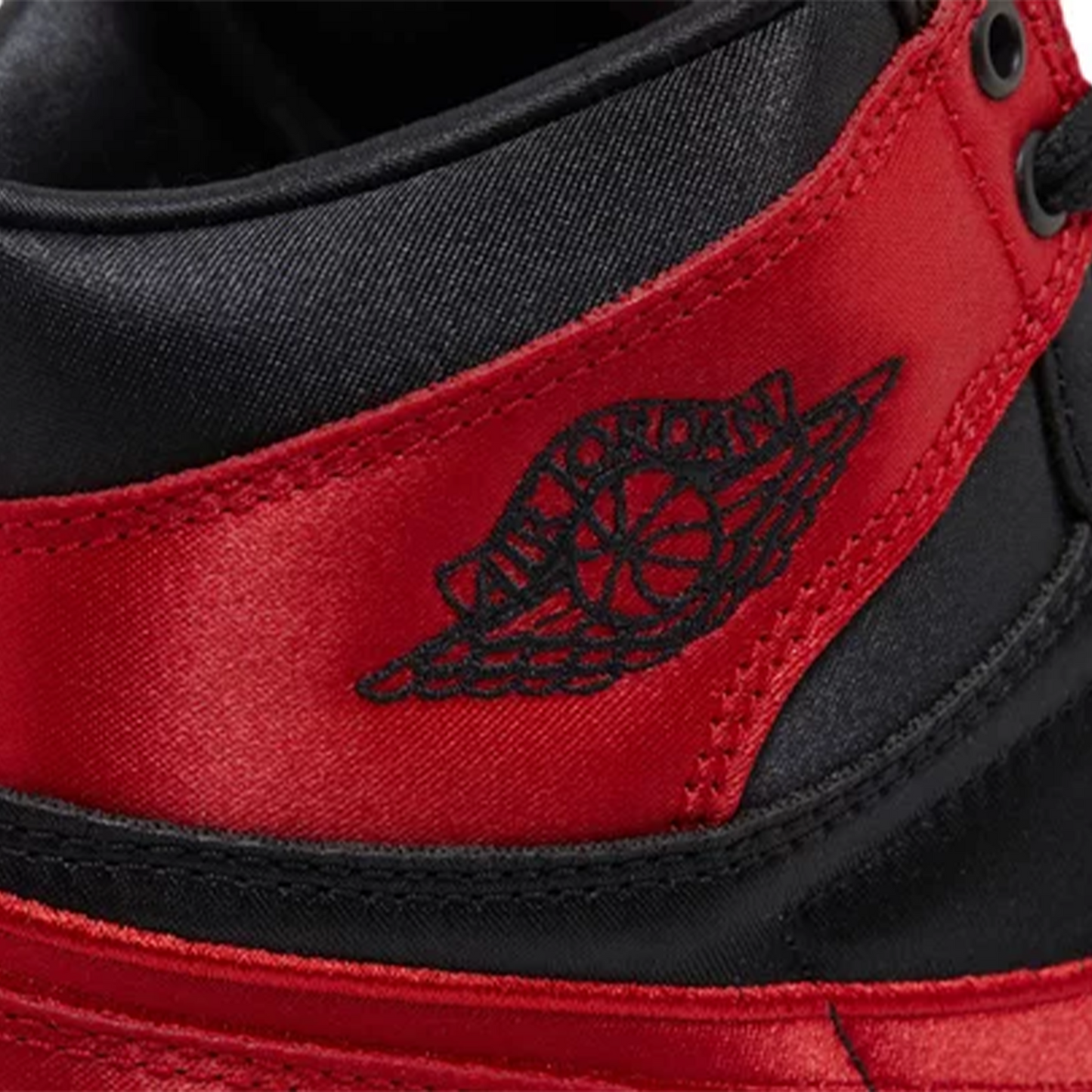 Jordan 1 Retro High OG Satin Bred (W)