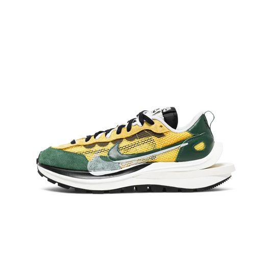Nike Vaporwaffle sacai Tour Yellow Stadium Green