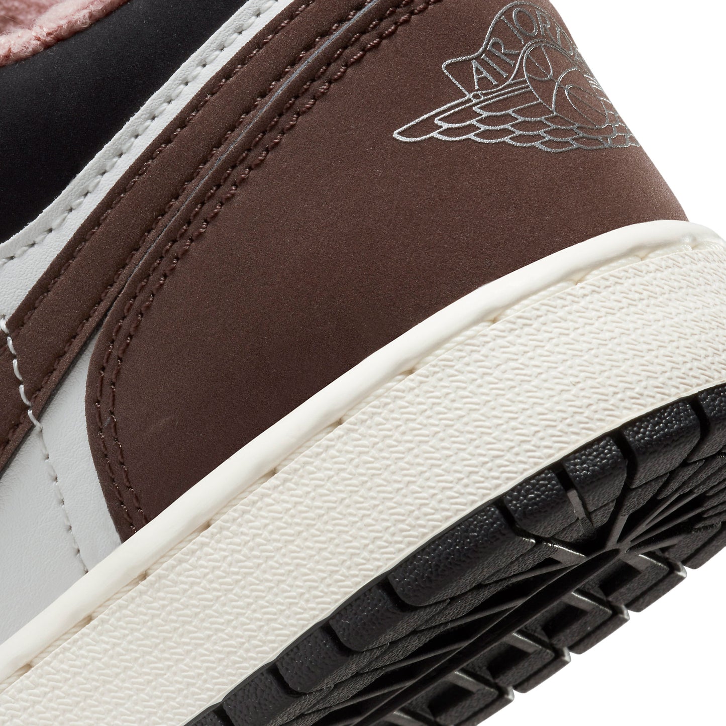 Jordan 1 Low Mocha