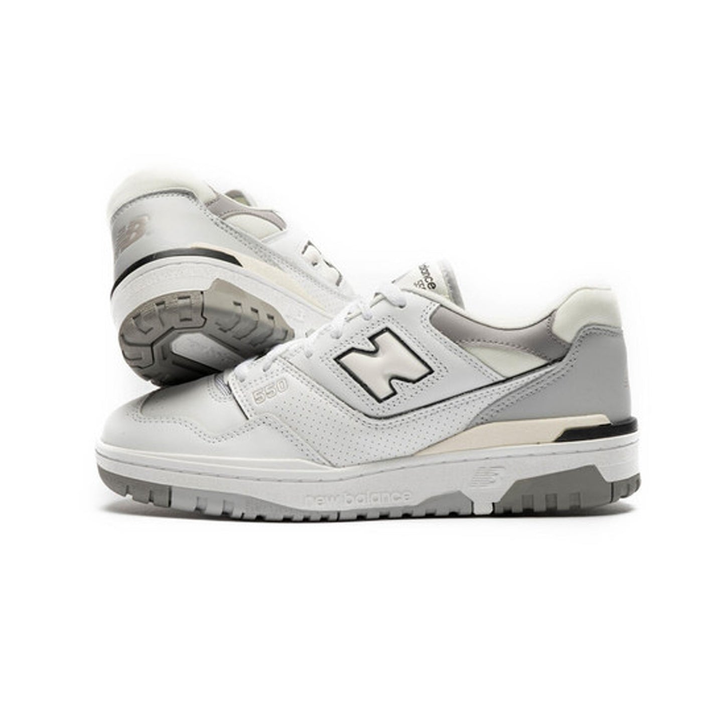 New Balance 550 Salt and Pepper