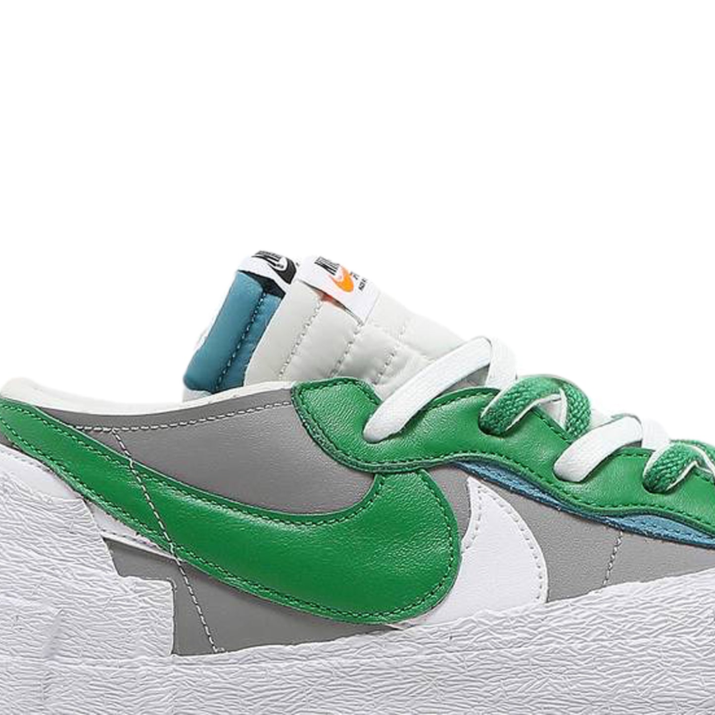 Nike Blazer Low sacai Medium Grey Classic Green