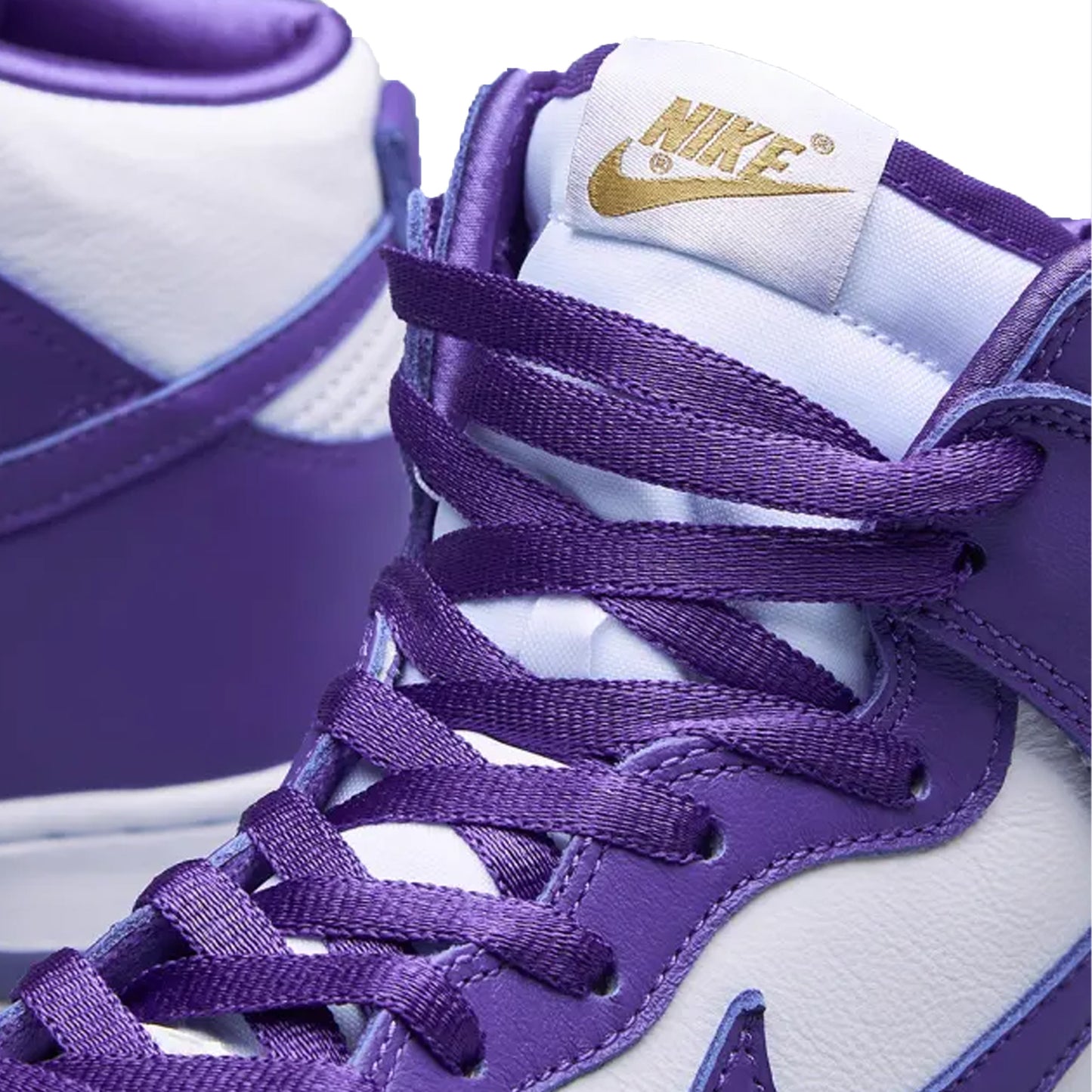 Nike Dunk High SP Varsity Purple (W)