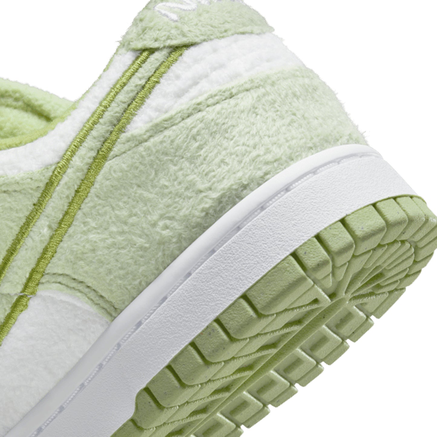 Nike Dunk Low SE Fleece Pack Honeydew (W)