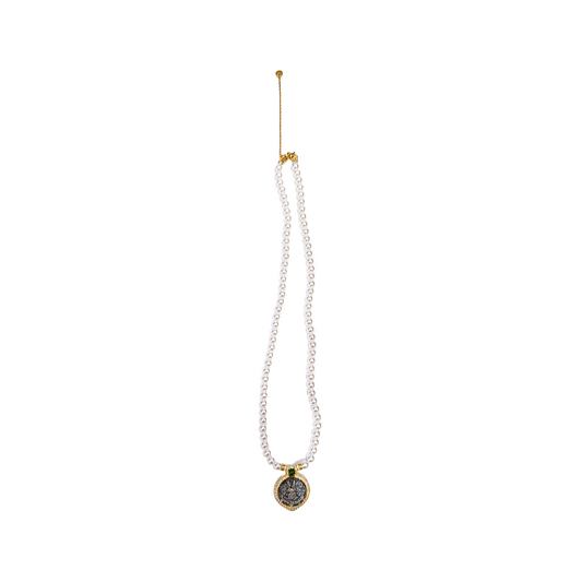 EK Collection Bunny Statement Pearl Chain Gold