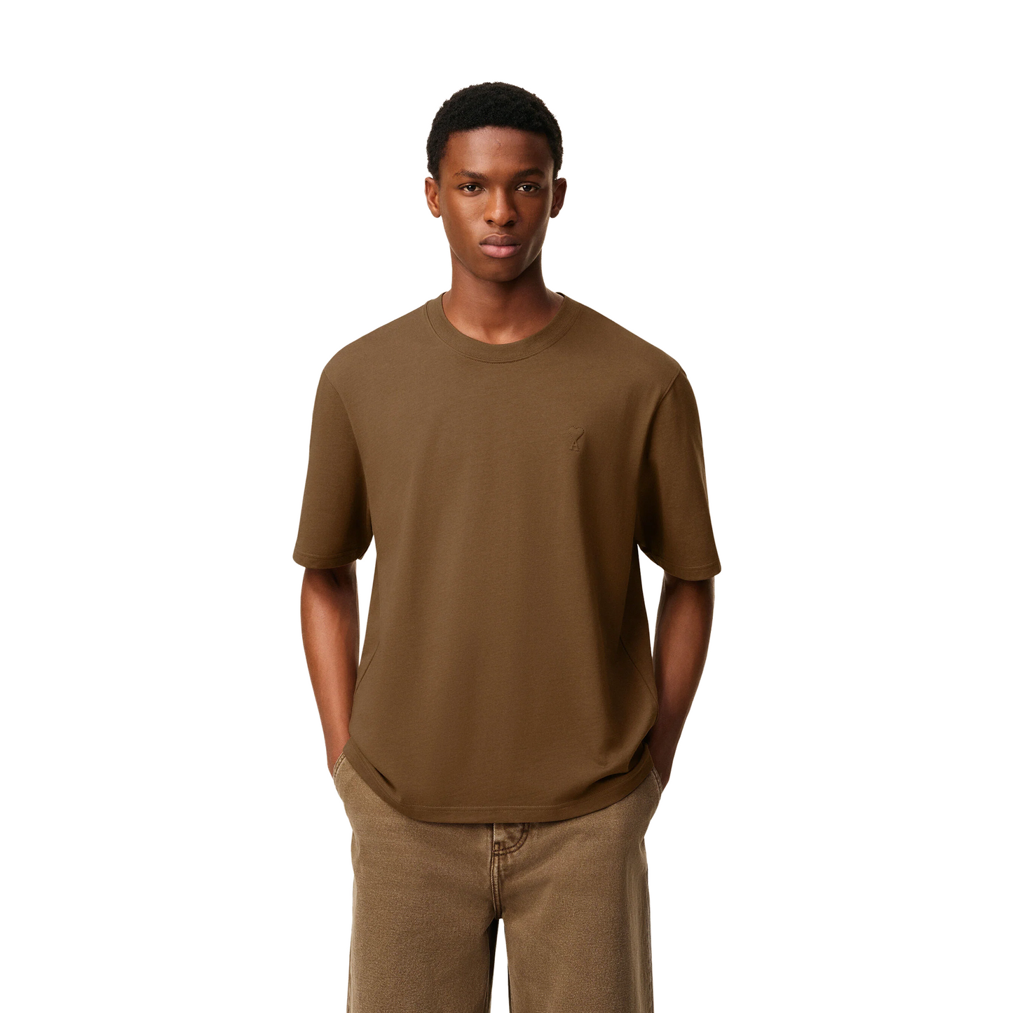 AMI PARIS Small Embossed ADC Tee Hazelnut (FW25)