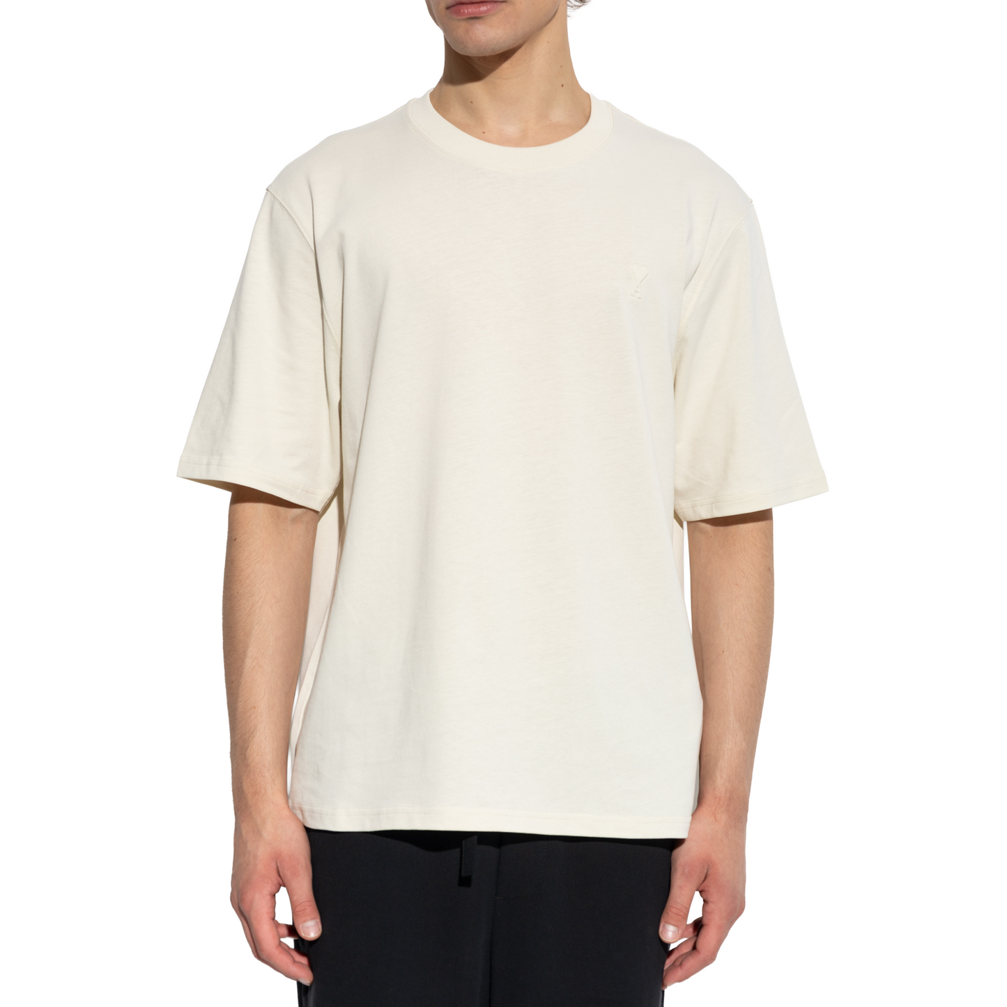 AMI PARIS Small Embossed ADC Tee Ivory (FW25)