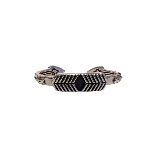 CODY SANDERSON Opposing Arrow Bracelet Silver (SS25)