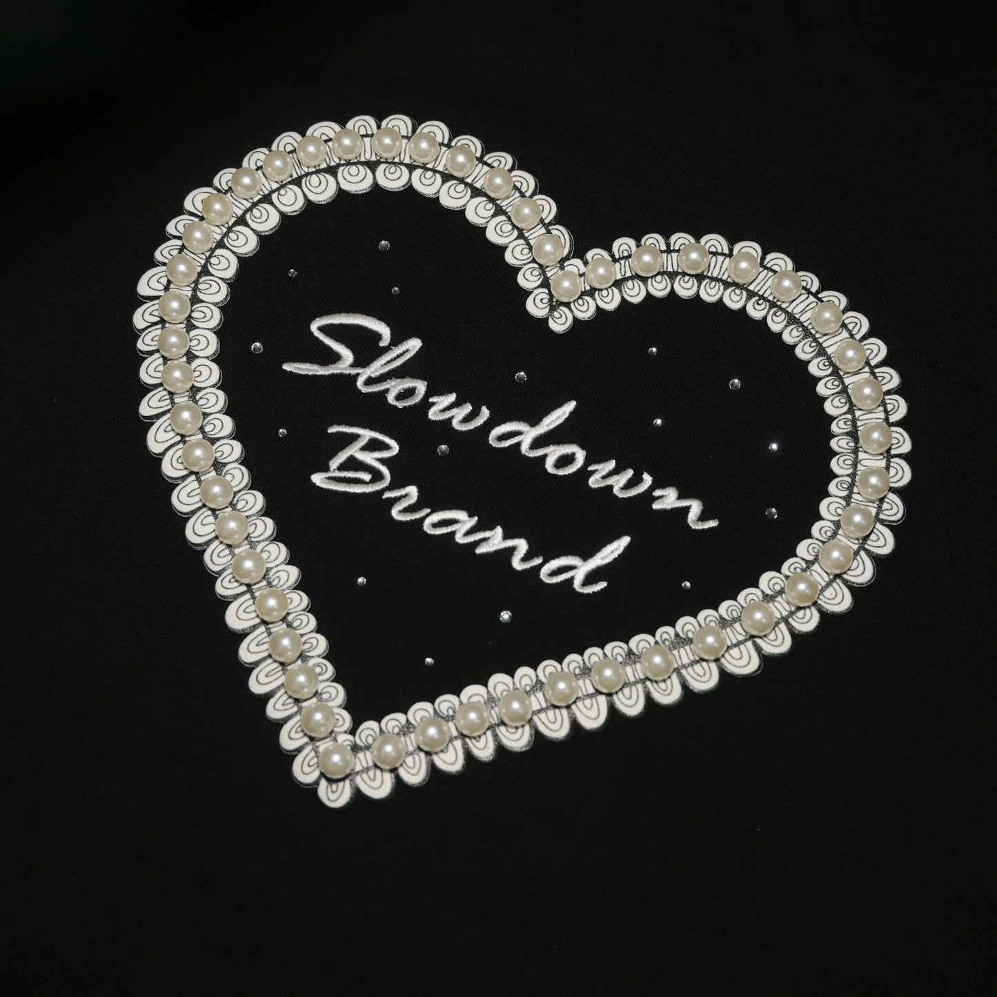 SLOWDOWN QIXI Exclusive 3D Heart Beaded & Rhinestone Embellished Black Tee (SS26)