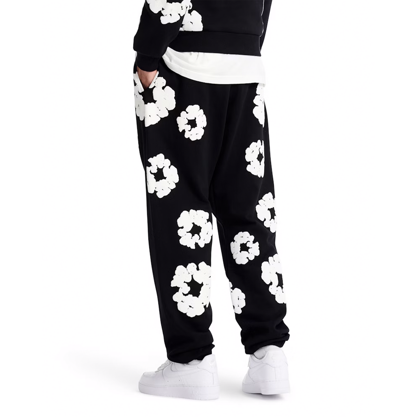 Denim Tears The Cotton Wreath Sweatpants Black (FW23)