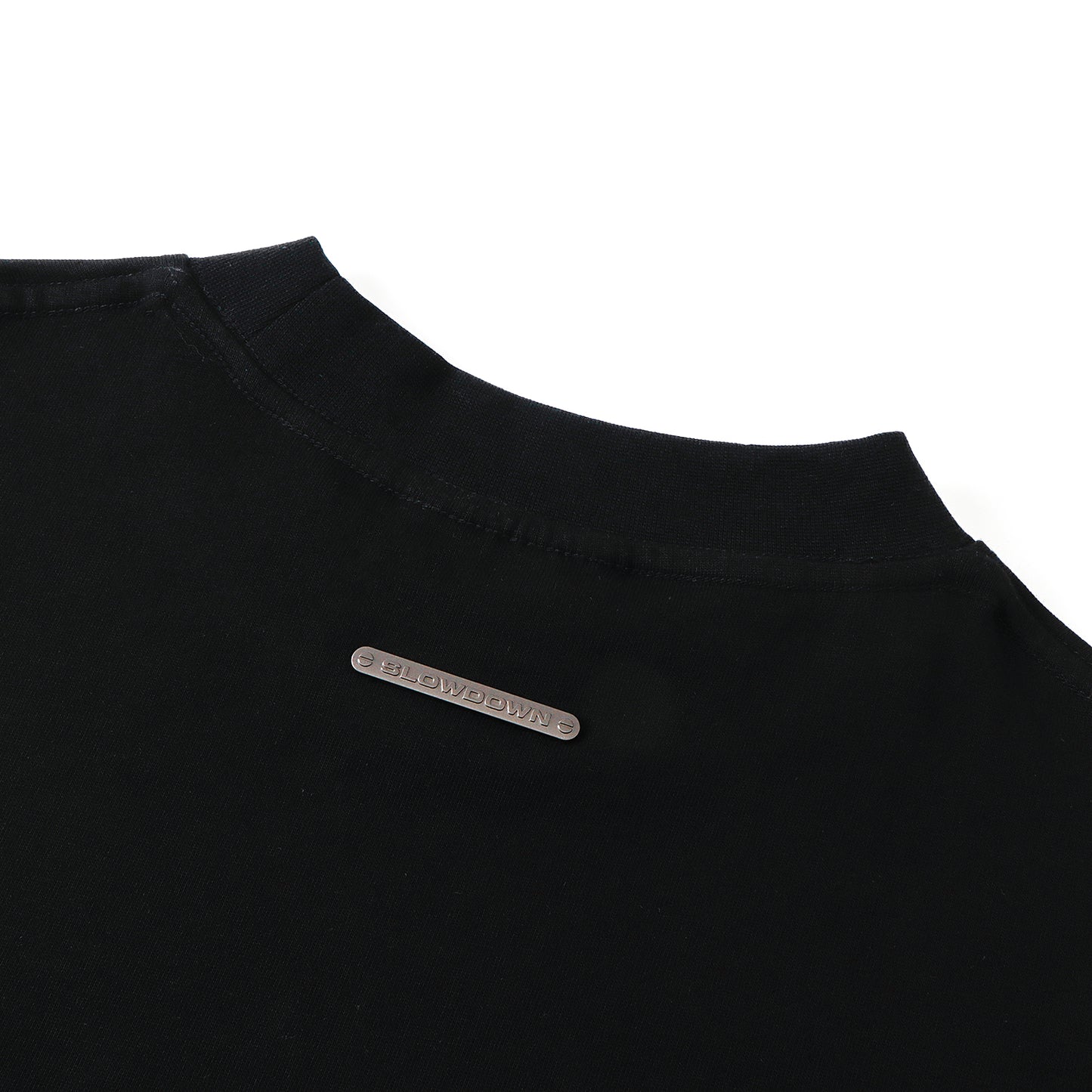 SLOWDOWN QIXI Exclusive 3D Heart Beaded & Rhinestone Embellished Black Tee (SS26)