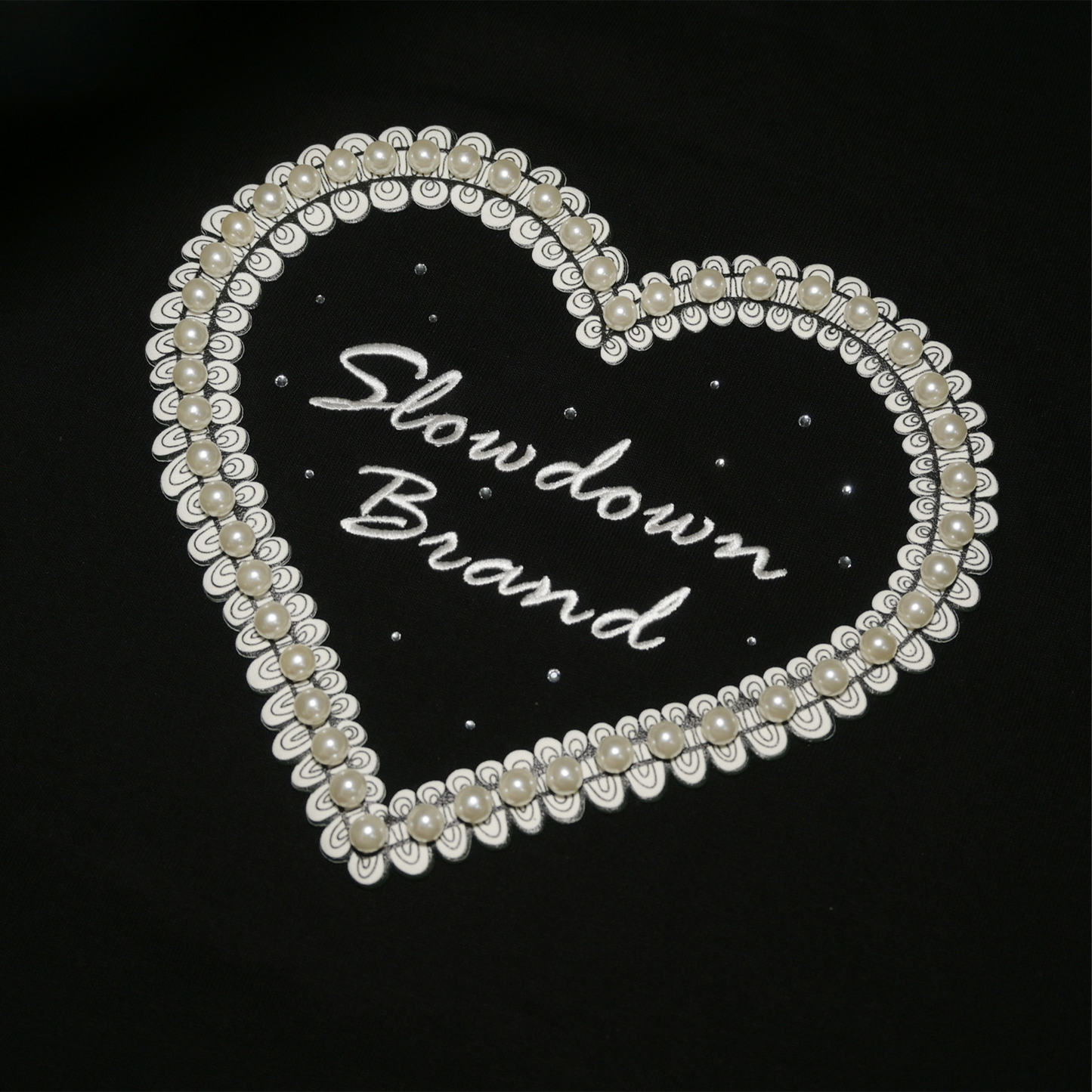 SLOWDOWN QIXI Exclusive 3D Heart Beaded & Rhinestone Embellished Black Tee (SS26)
