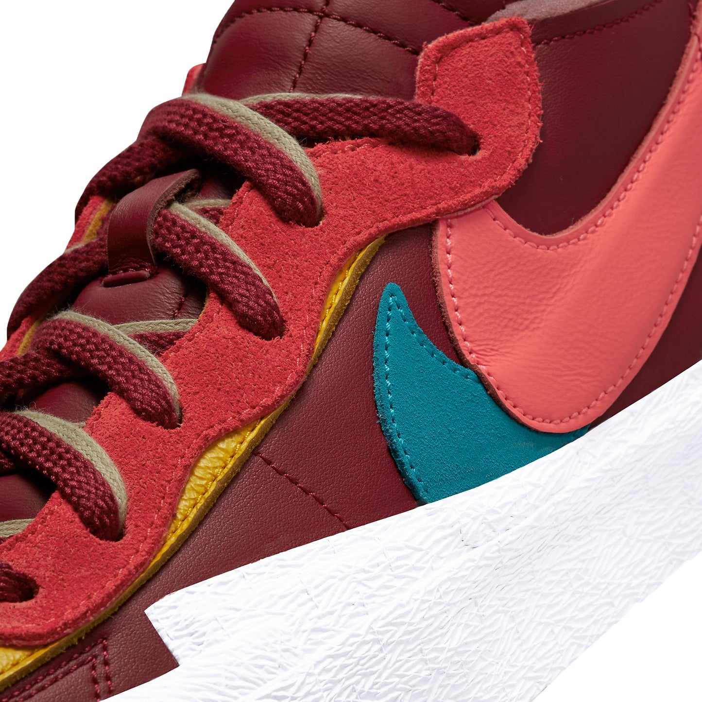 Nike Blazer Low sacai KAWS Red